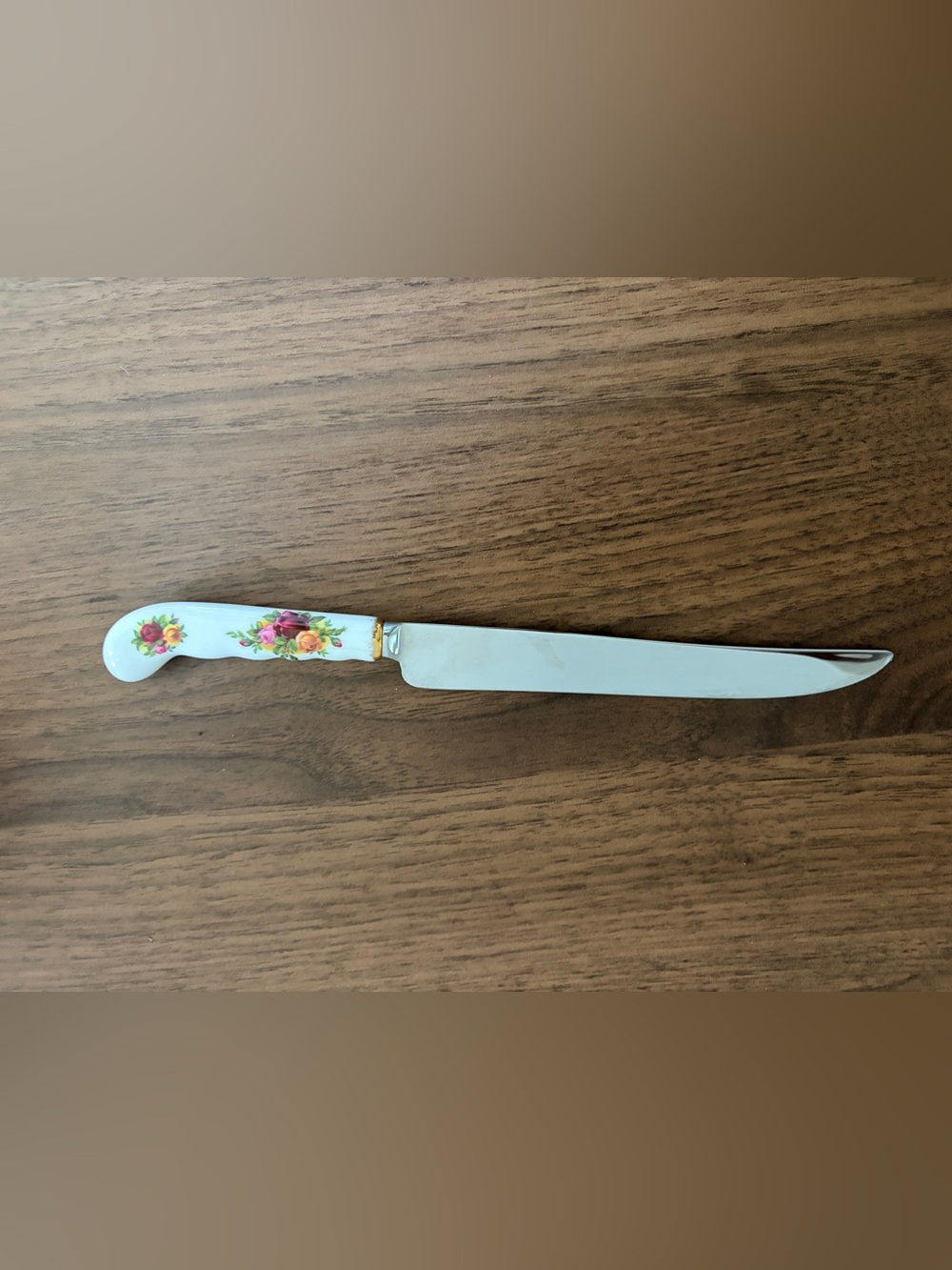 Royal Albert Butter Knife - White and Gold Accent